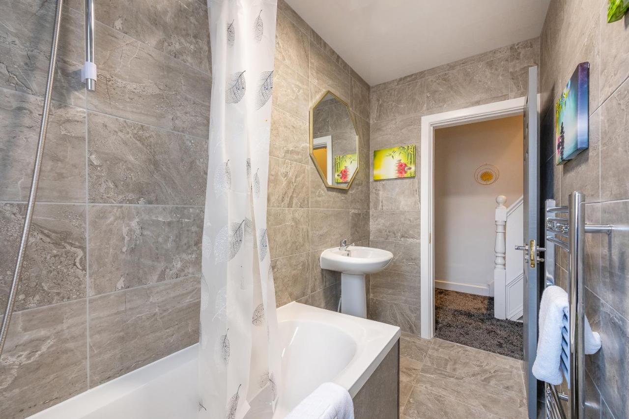*Rc12S* For Your Most Relaxed & Cosy Stay + Free Parking + Free Fast Wifi * Лідс Екстер'єр фото